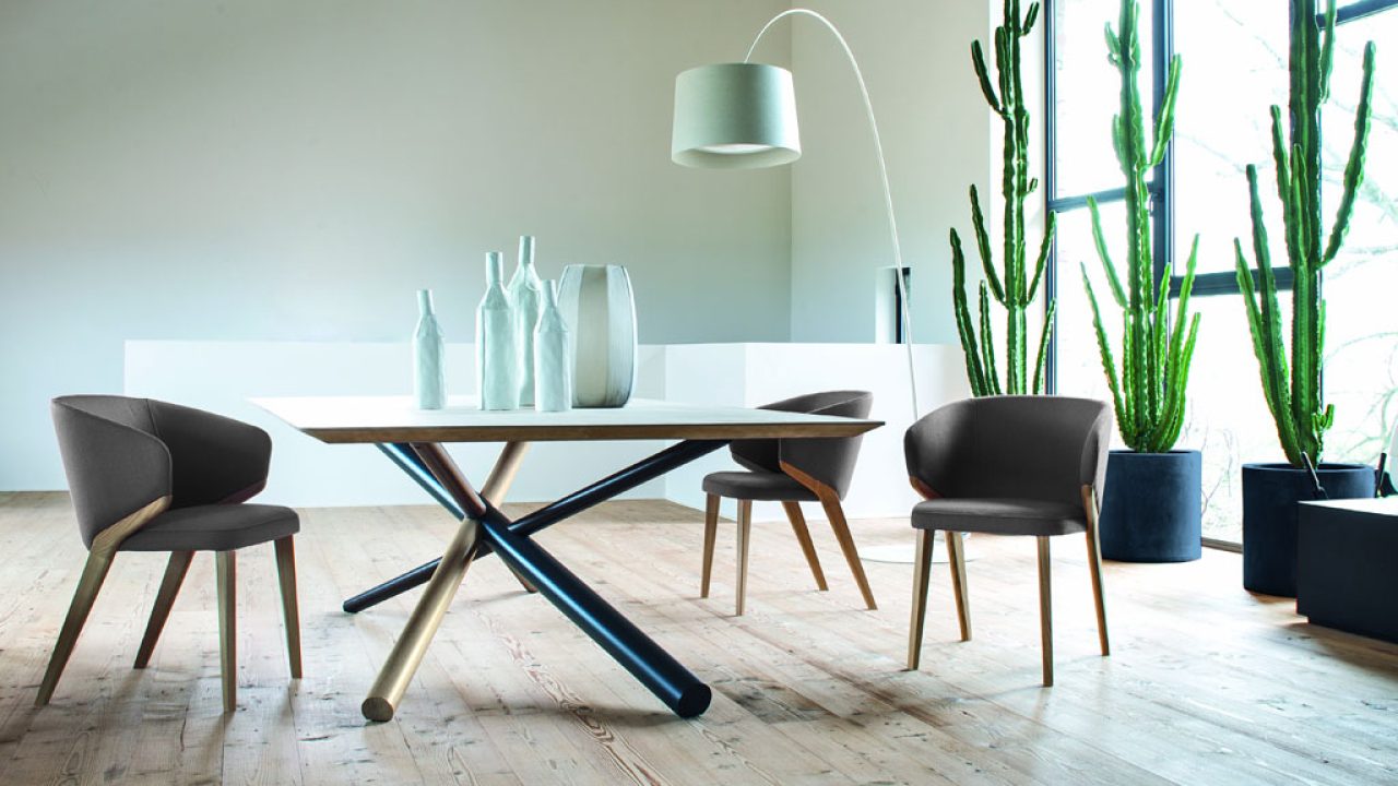 Renato Casa Tables & Chairs BRS-N